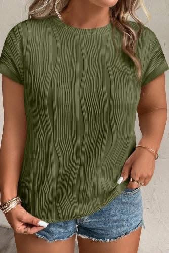 Plus size wavy top