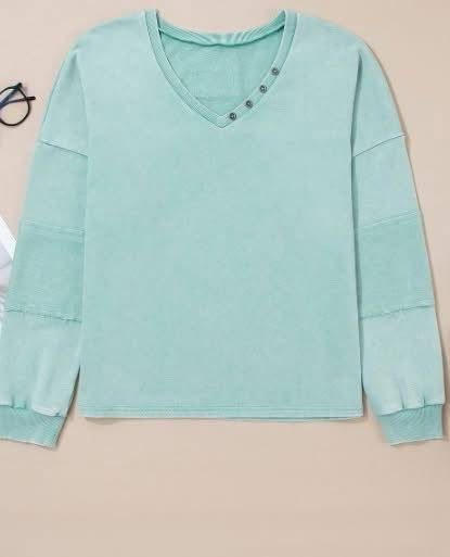 Skylee mineral wash top