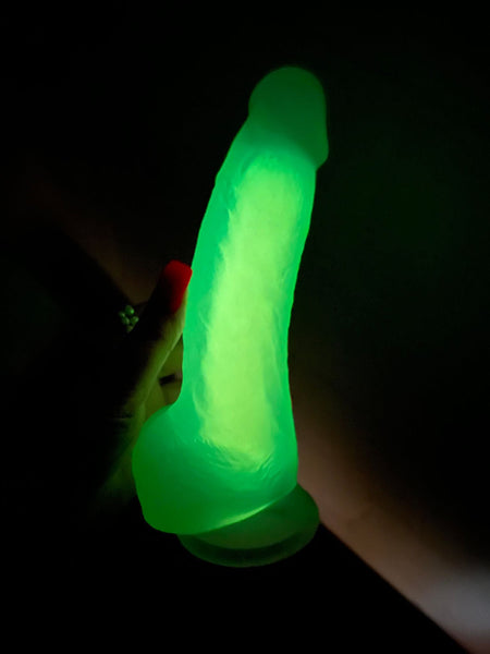 Glow In The Dark Toy (takeover)