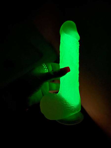 Glow In The Dark Toy (takeover)