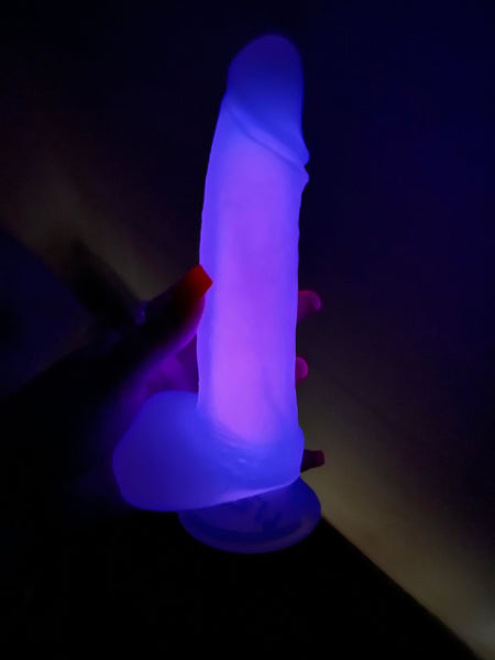 Glow In The Dark Toy (takeover)
